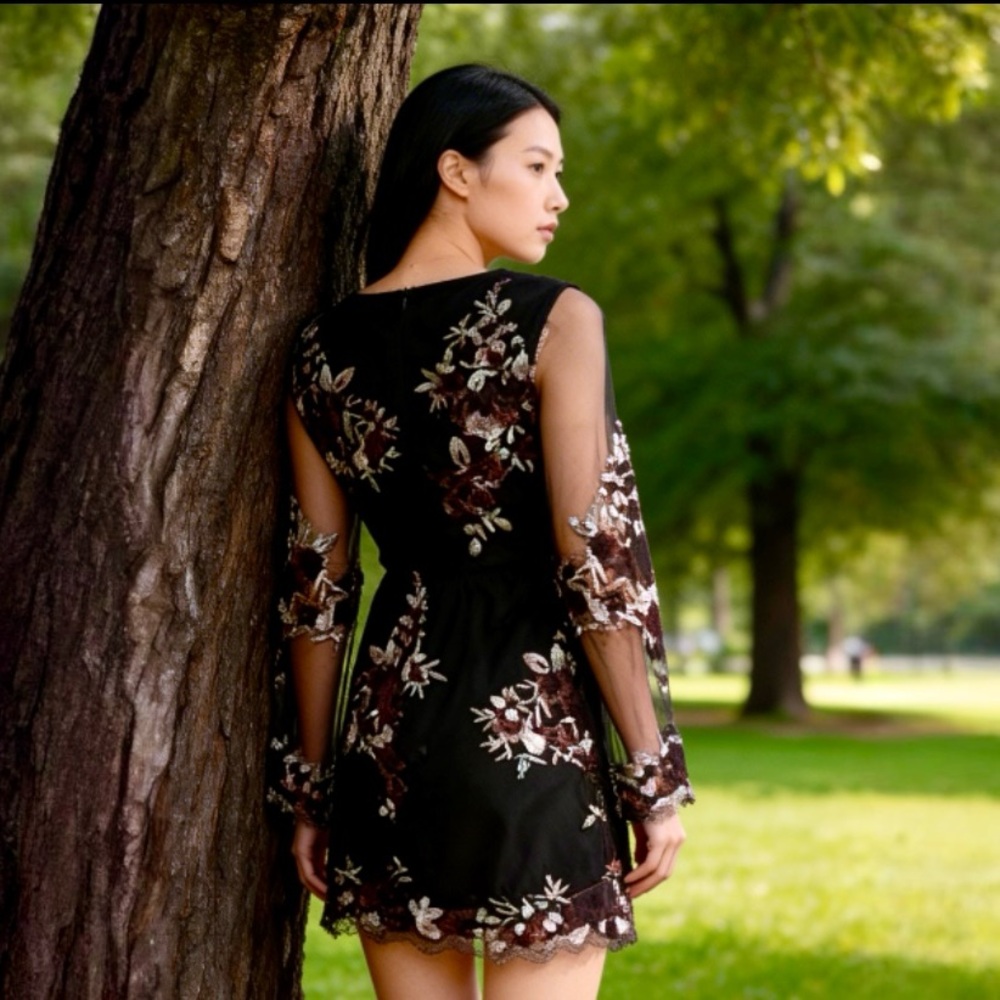 Cupcakes and Cashmere Jansen Floral Sequin Embroidered Mesh Mini Dress Size 6 - Picture 3 of 13